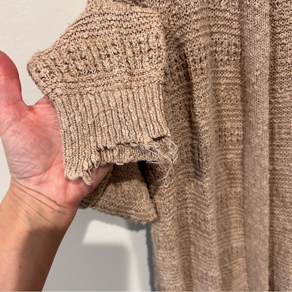 Cardigan - Picture 2 of 7